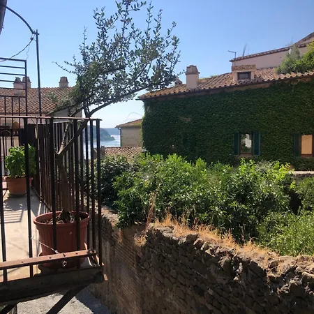 La Sosta Nel Borgo Bed & Breakfast *